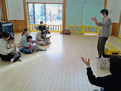 2月の読み聞かせの会の様子